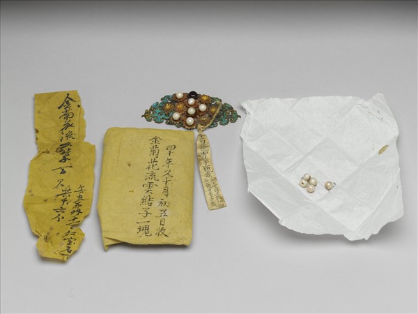 金菊花流雲結子