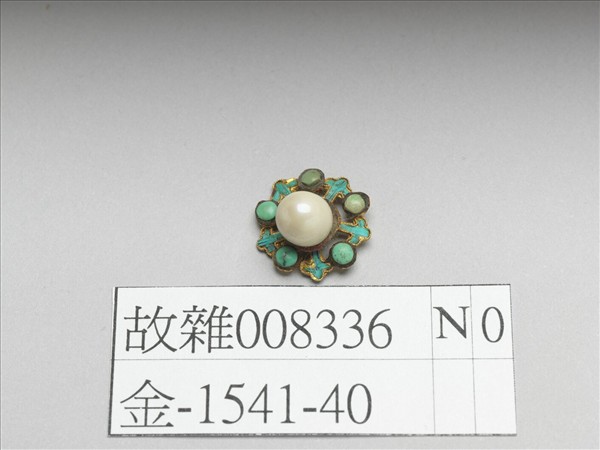 金鑲松石梅花飾件