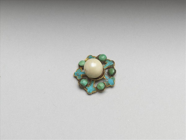 金鑲松石梅花飾件