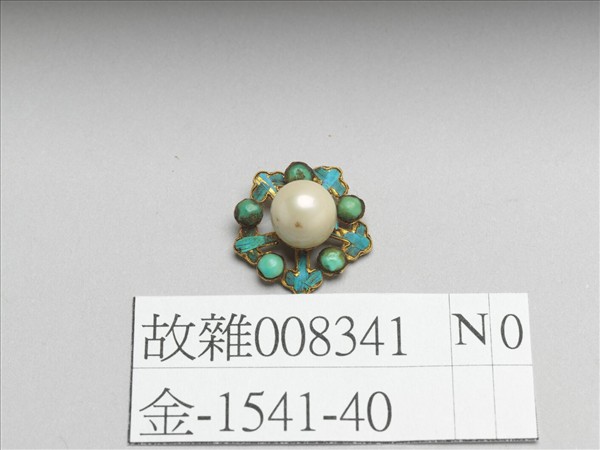 金鑲松石梅花飾件