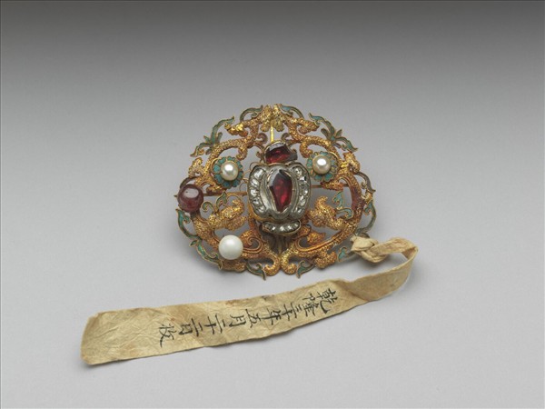 金嵌西洋玻璃夔龍面簪