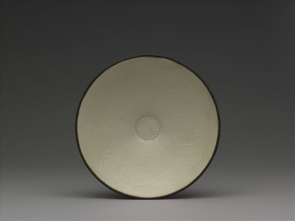 定窯 白瓷印花雙鳳穿花紋笠式碗