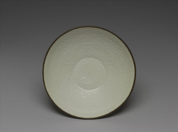 青白瓷印花博古花卉紋碗