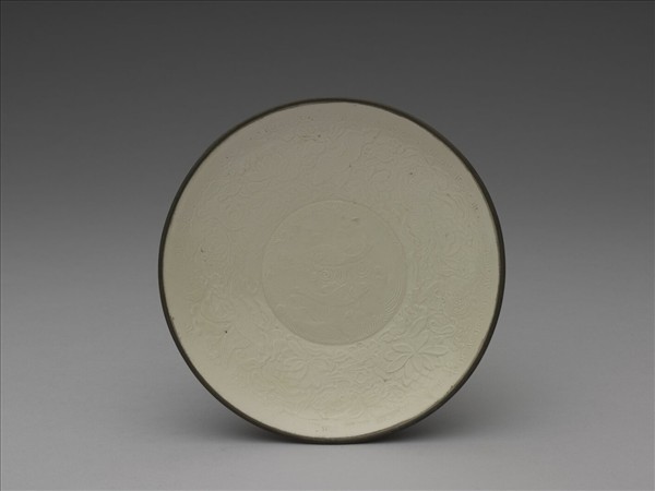 定窯 印花蓮塘鴛鴦雙魚碟