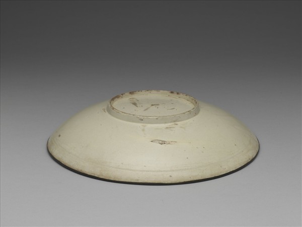 定窯 印花蓮塘雙魚大盤