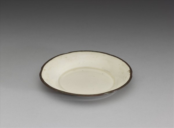 定窯 白瓷葵口碟