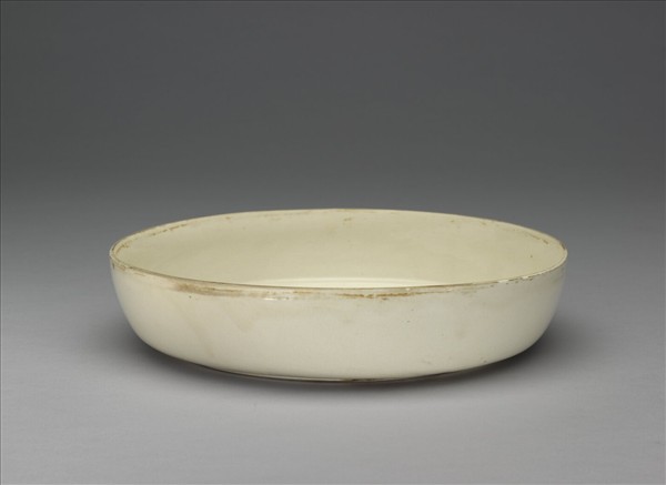 白瓷劃花雙魚紋洗