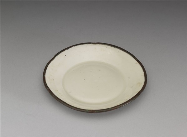 定窯 白瓷葵口碟