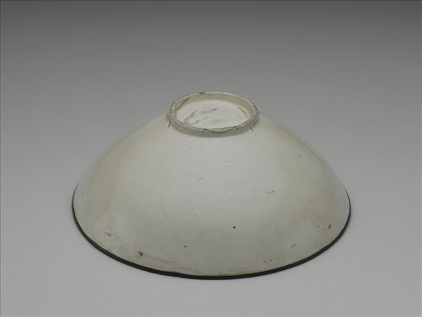 定窯 白瓷印花四季花卉紋碗