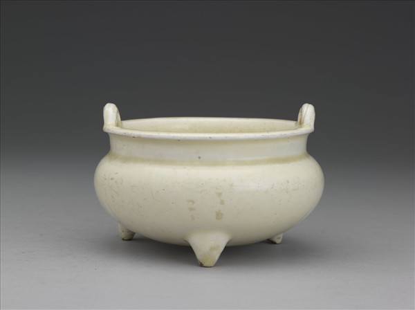 彭城窯 白瓷繩耳鼎式爐