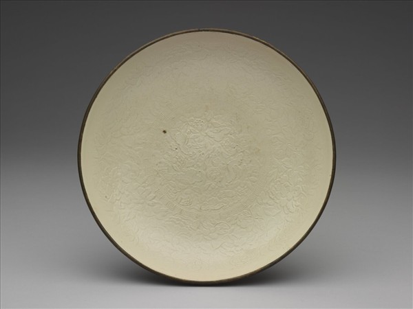 定窯 印花花卉紋盤