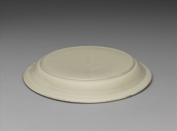 定窯 白瓷印花鳳紋折沿盤