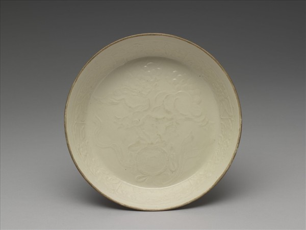 白瓷印花獅戲圖蔗段式洗