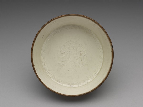 定窯 白瓷劃花蟠螭紋洗