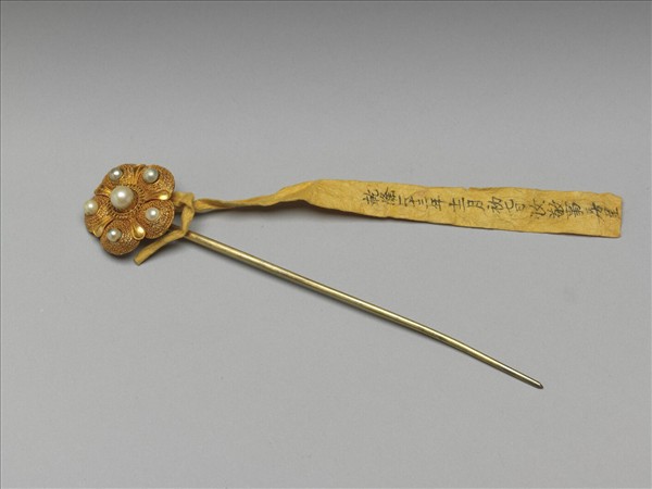 金纍絲梅花簪