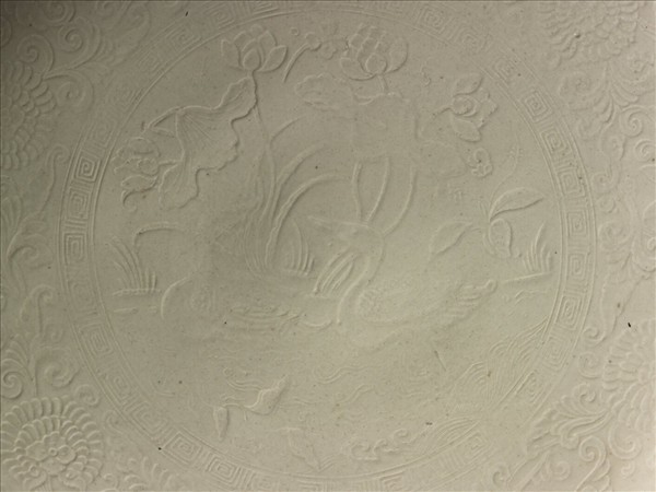 定窯 白瓷印花蓮塘雙鳧紋盤