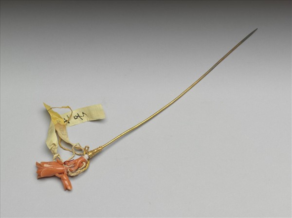 鍍金嵌珊瑚花簪