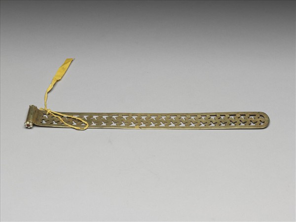 鍍金鏤空萬福扁方