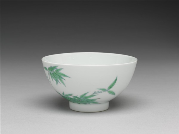 鬥彩綠竹圖茶鍾