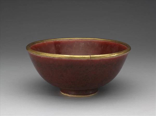 寶石紅釉碗