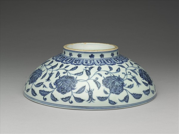 青花牡丹紋圓洗