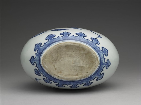 青花花果紋如意耳扁壺