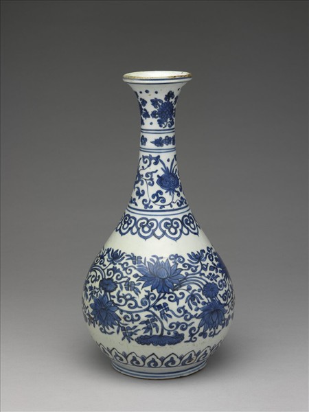 青花蓮花紋玉壺春瓶