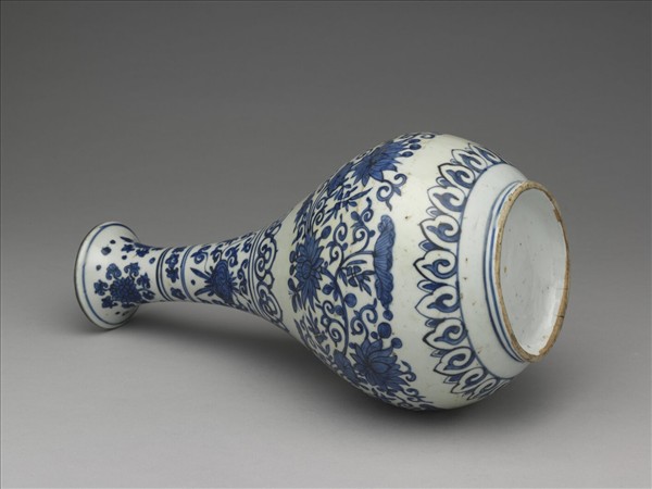 青花蓮花紋玉壺春瓶