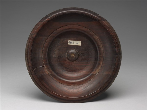 掐絲琺瑯花卉紋三足爐