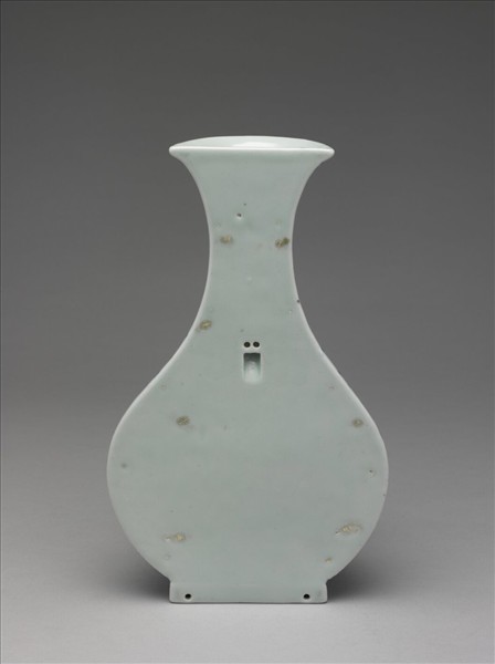 青花番蓮紋掛瓶