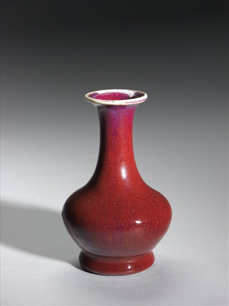仿鈞紅釉瓶