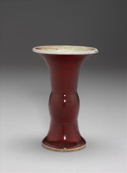 寶石紅釉觚