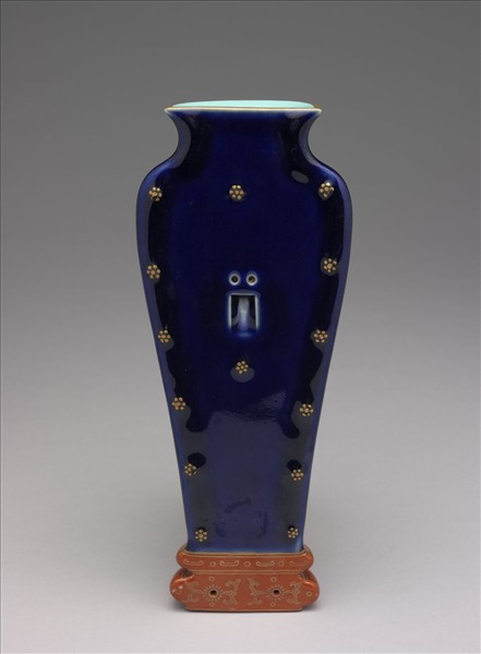 霽青釉描金八寶紋掛瓶