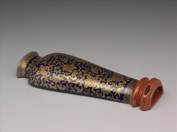 霽青釉描金八寶紋掛瓶