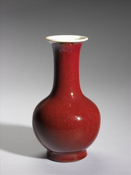 寶石紅釉瓶