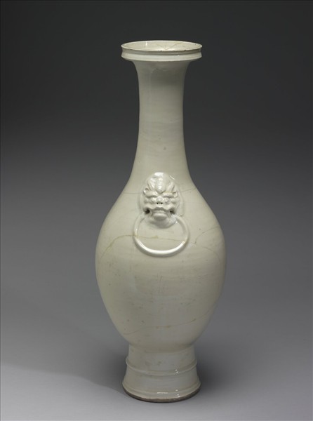 宿州窯 白瓷獸面銜環瓶