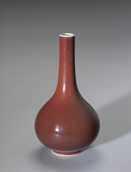 紅釉錐把瓶