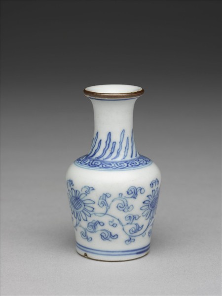 青花菊花紋瓶