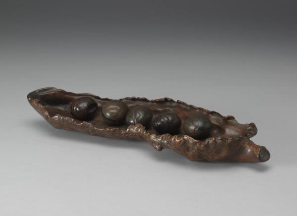 癭木蕉葉盤 附果核五顆