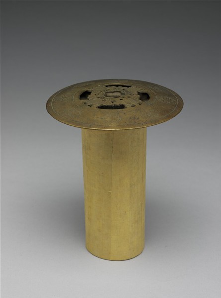 白地五彩帶膽花觚