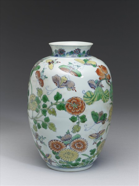 鬥彩花蝶紋燈籠式瓶