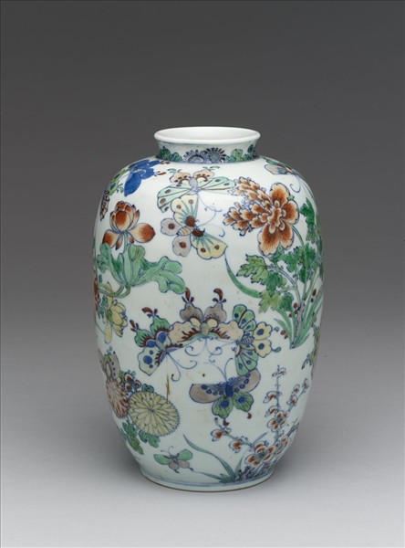 鬥彩花蝶紋燈籠式瓶