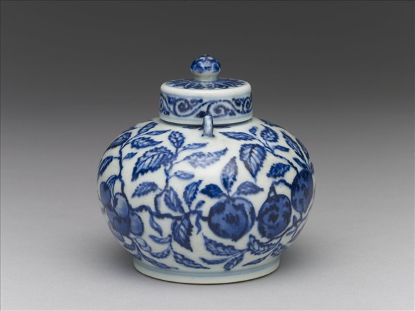 青花四季花果紋雙耳蓋罐