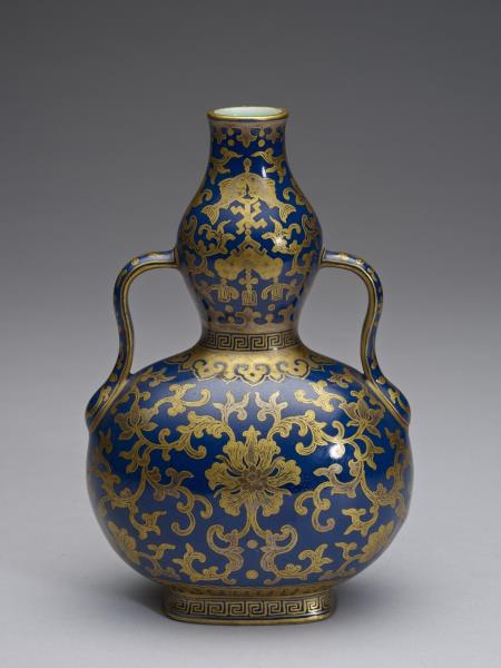 霽青釉描金番蓮紋雙耳葫蘆瓶