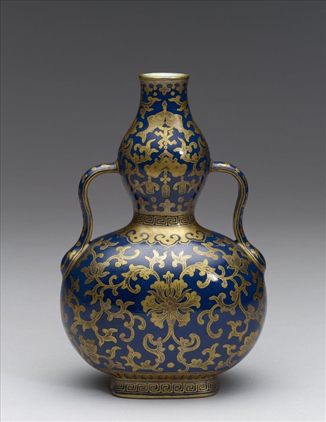 霽青釉描金番蓮紋雙耳葫蘆瓶