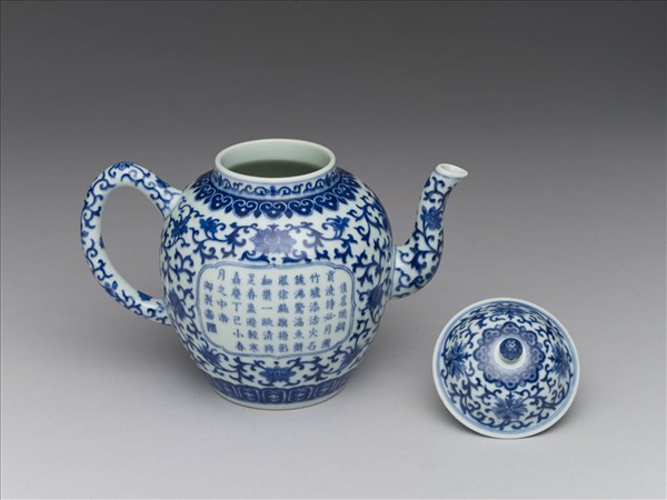 青花御製詩茶壺