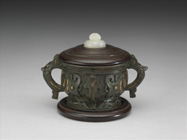 嵌金銀蝸身獸紋簋