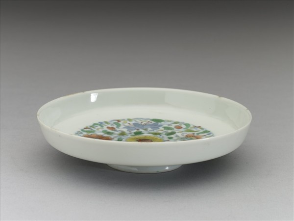鬥彩花卉紋碟