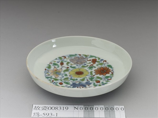 鬥彩花卉紋碟