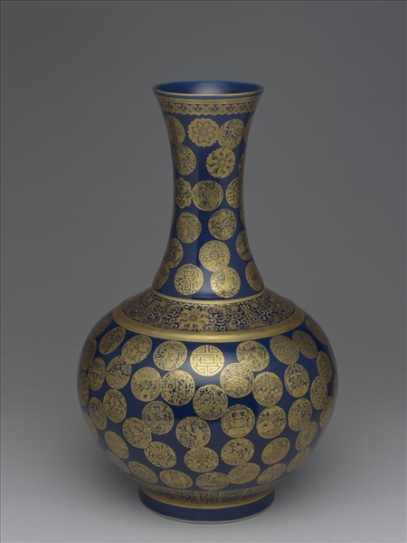 霽青釉描金團花壽字紋瓶